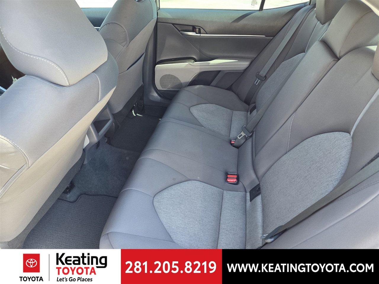 Toyota Camry Hybrid LE 2023