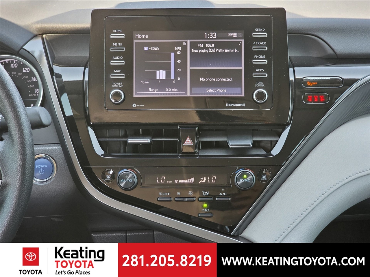 Toyota Camry Hybrid LE 2023