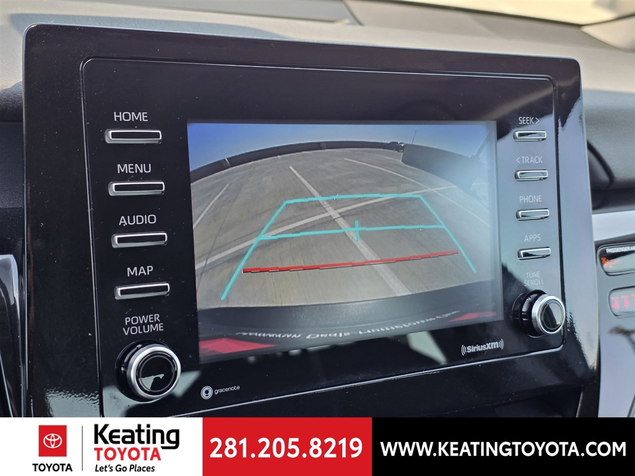 Toyota Camry Hybrid LE 2023