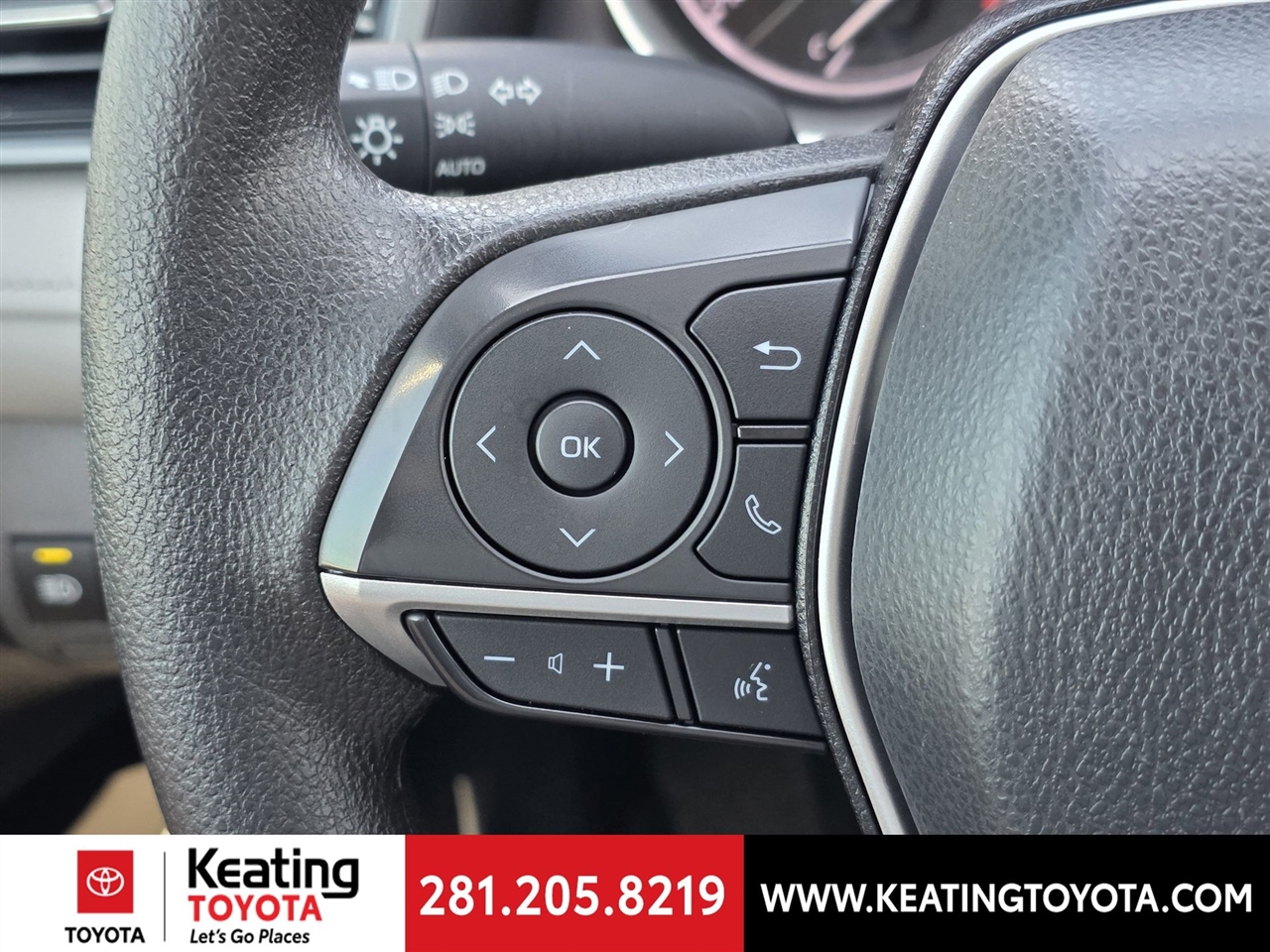 Toyota Camry Hybrid LE 2023