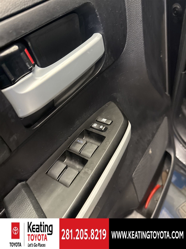 Toyota Tundra SR5 5.7L V8 CrewMax 2WD 2020