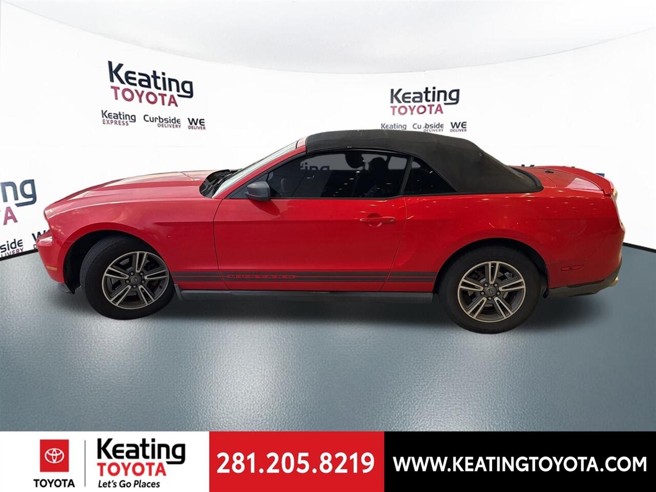 Ford Mustang V6 Convertible 2012