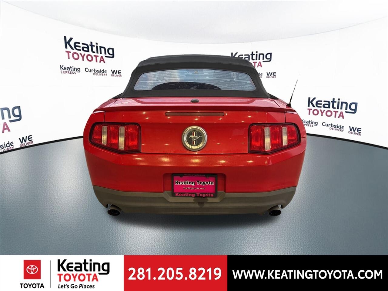 Ford Mustang V6 Convertible 2012