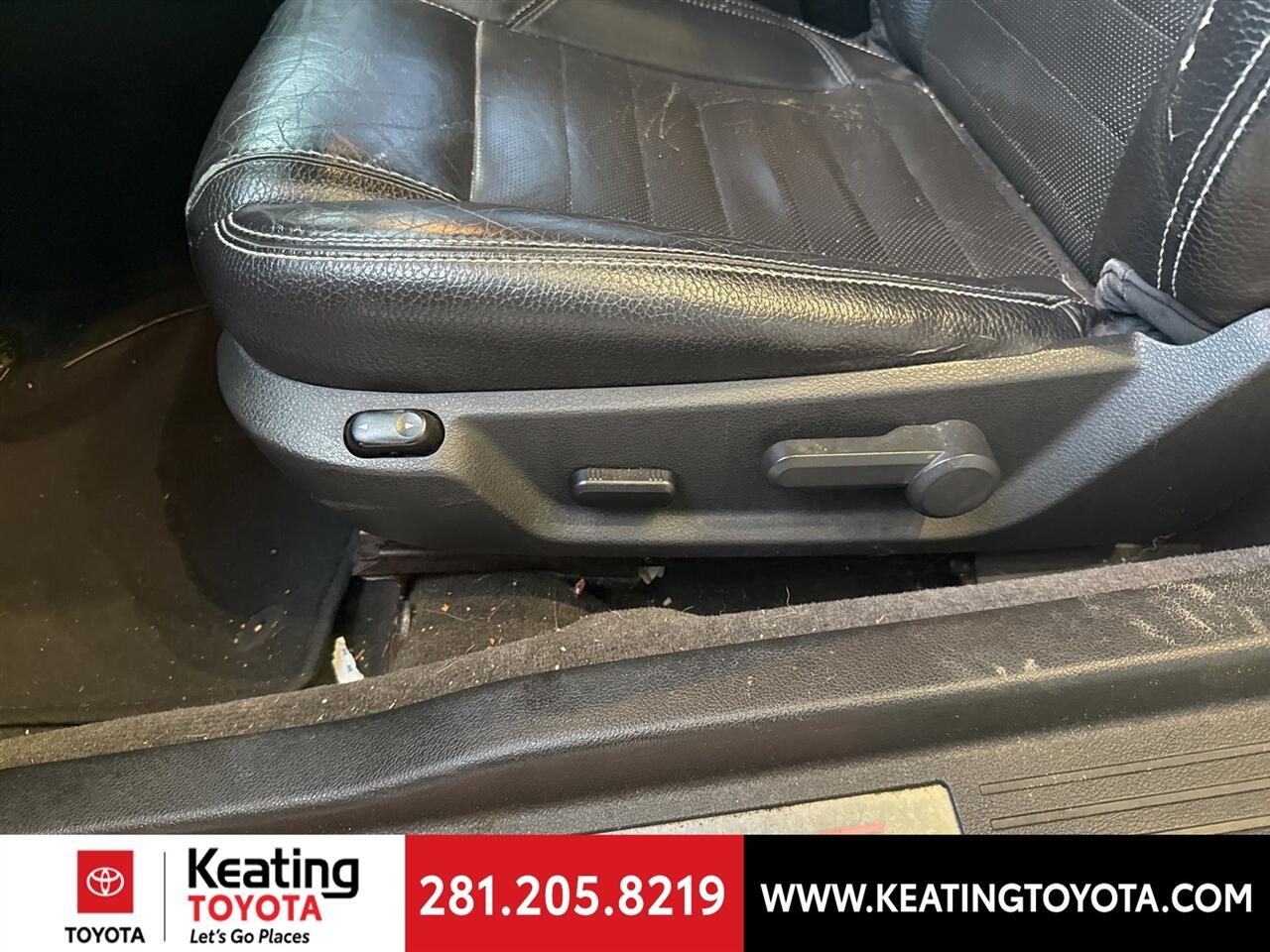 Ford Mustang V6 Convertible 2012