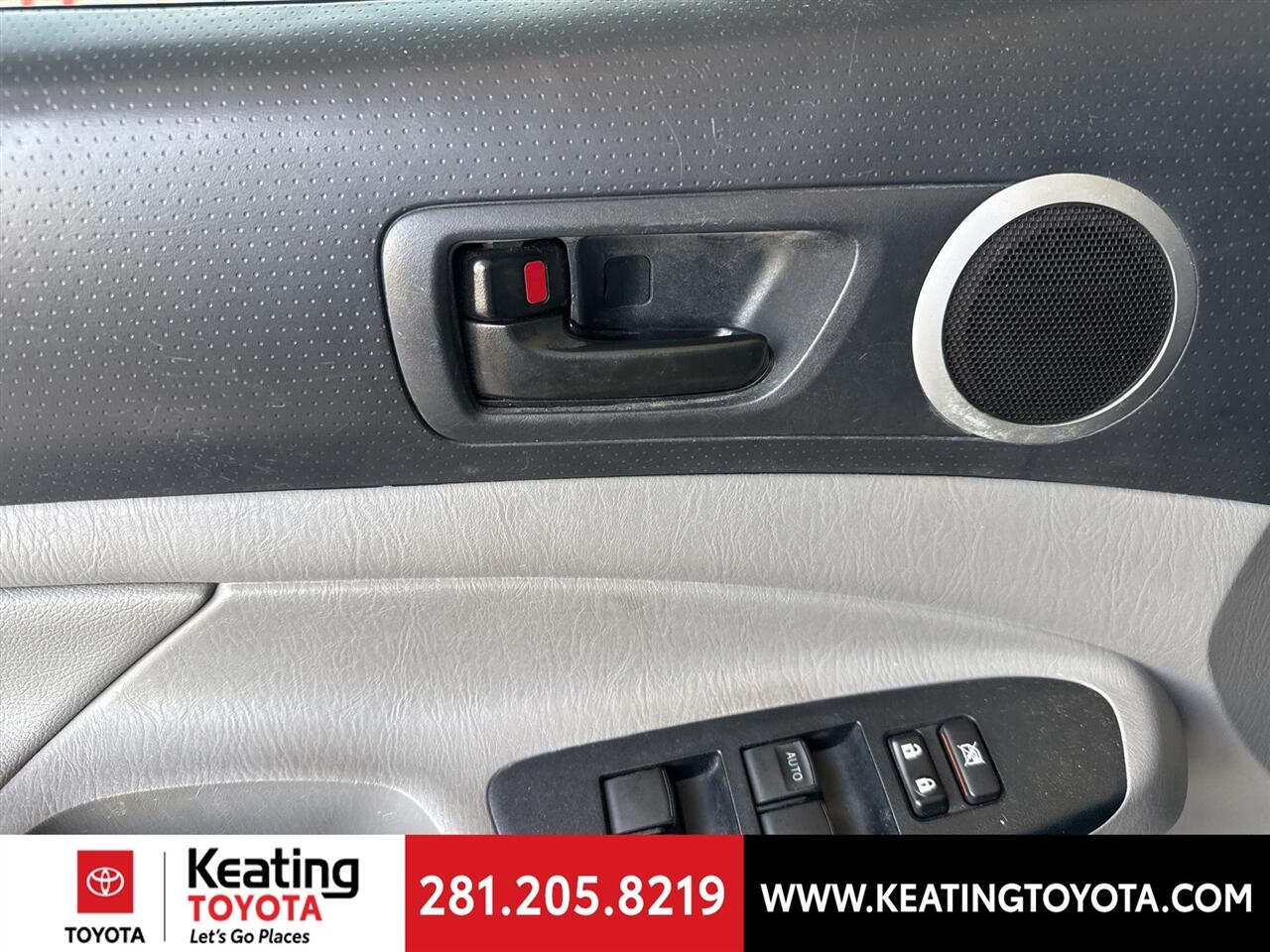 Toyota Tacoma PreRunner Double Cab Long Bed V6 5AT 2WD 2015