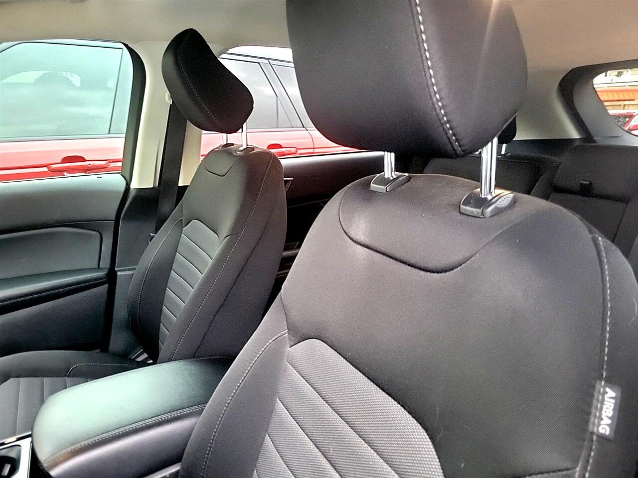 Ford Edge SE FWD 2020