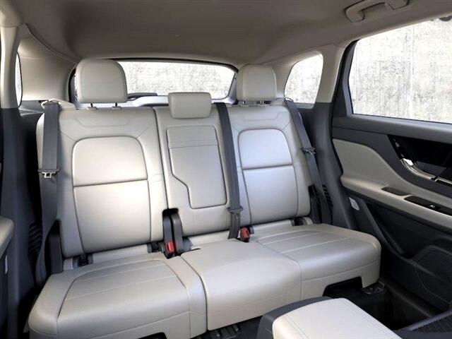 Lincoln Corsair Premiere 2026