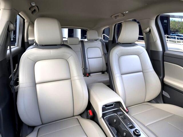 Lincoln Corsair Premiere 2026