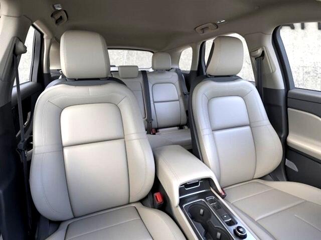 Lincoln Corsair Premiere 2026