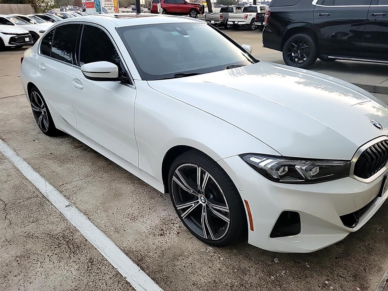 BMW 3-Series 330i 2024