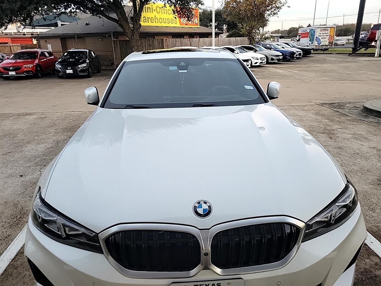 BMW 3-Series 330i 2024