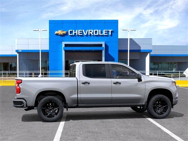 Chevrolet Silverado 1500 Custom Crew Cab 2WD 2026