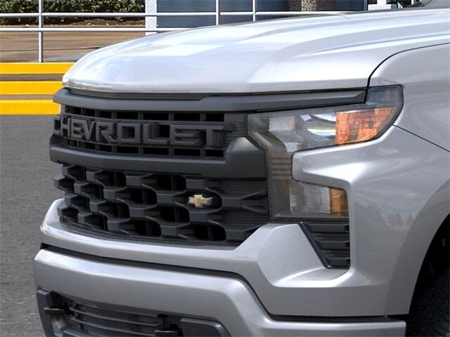 Chevrolet Silverado 1500 Custom Crew Cab 2WD 2026