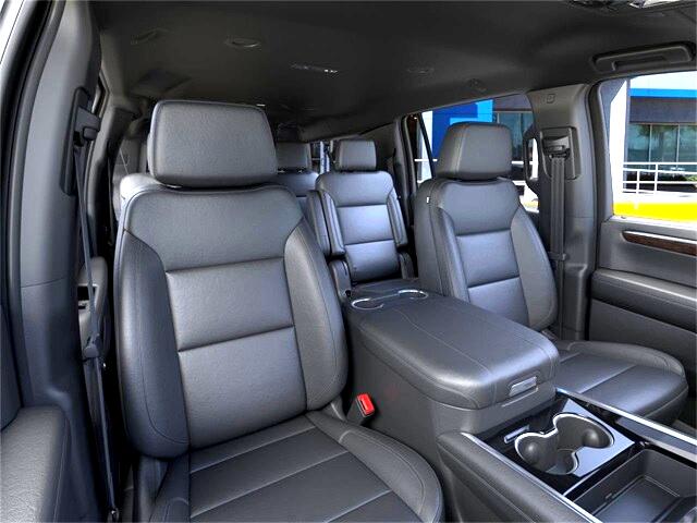 Chevrolet Suburban LT 2026