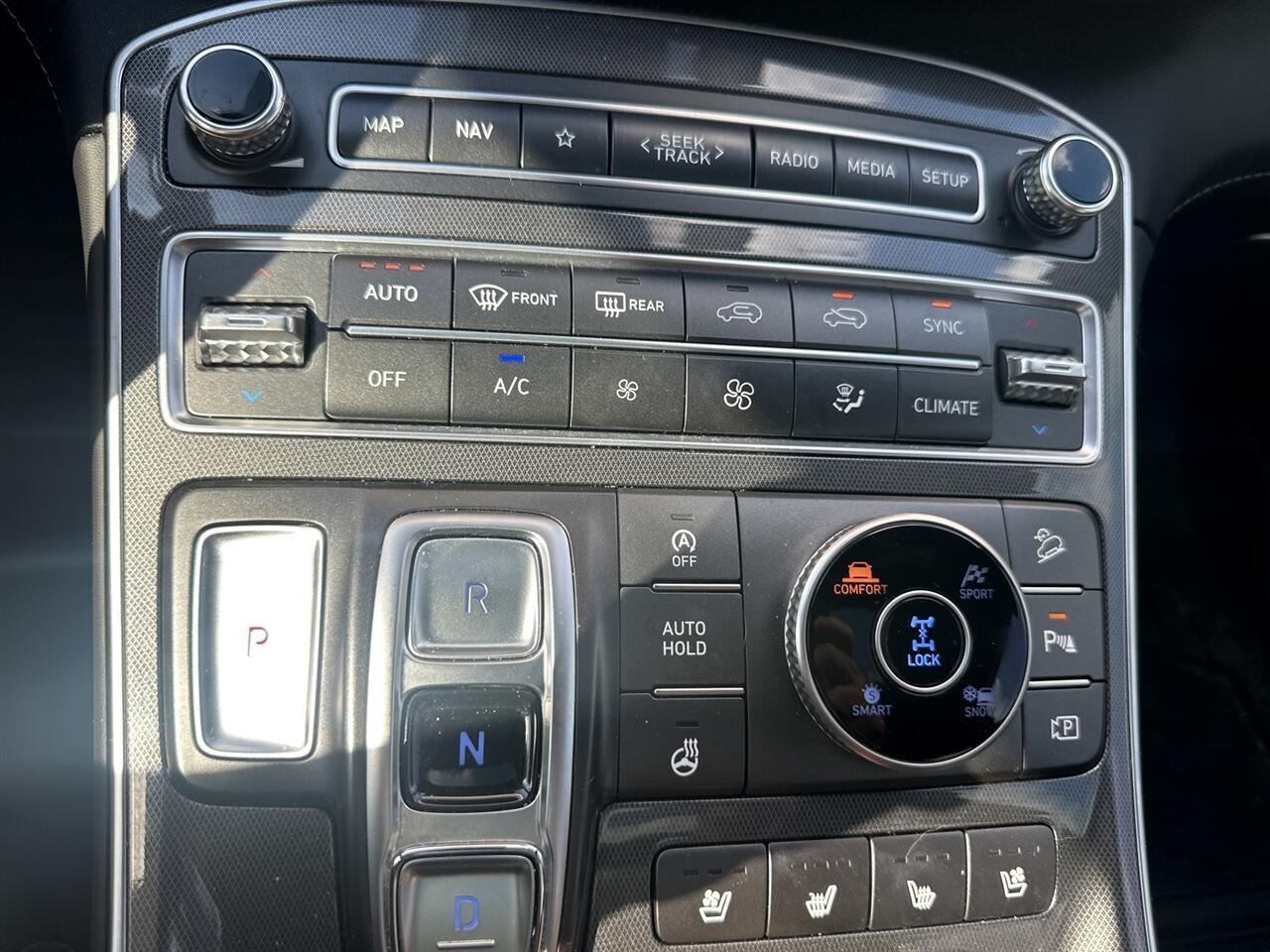 Hyundai Santa Fe Calligraphy AWD 2021