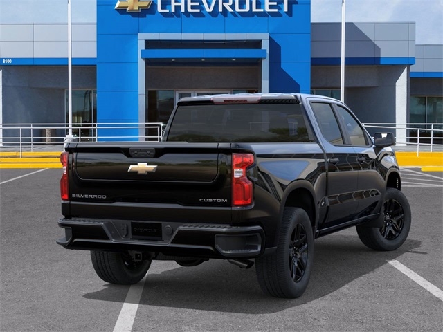 Chevrolet Silverado 1500 Custom Crew Cab 2WD 2026