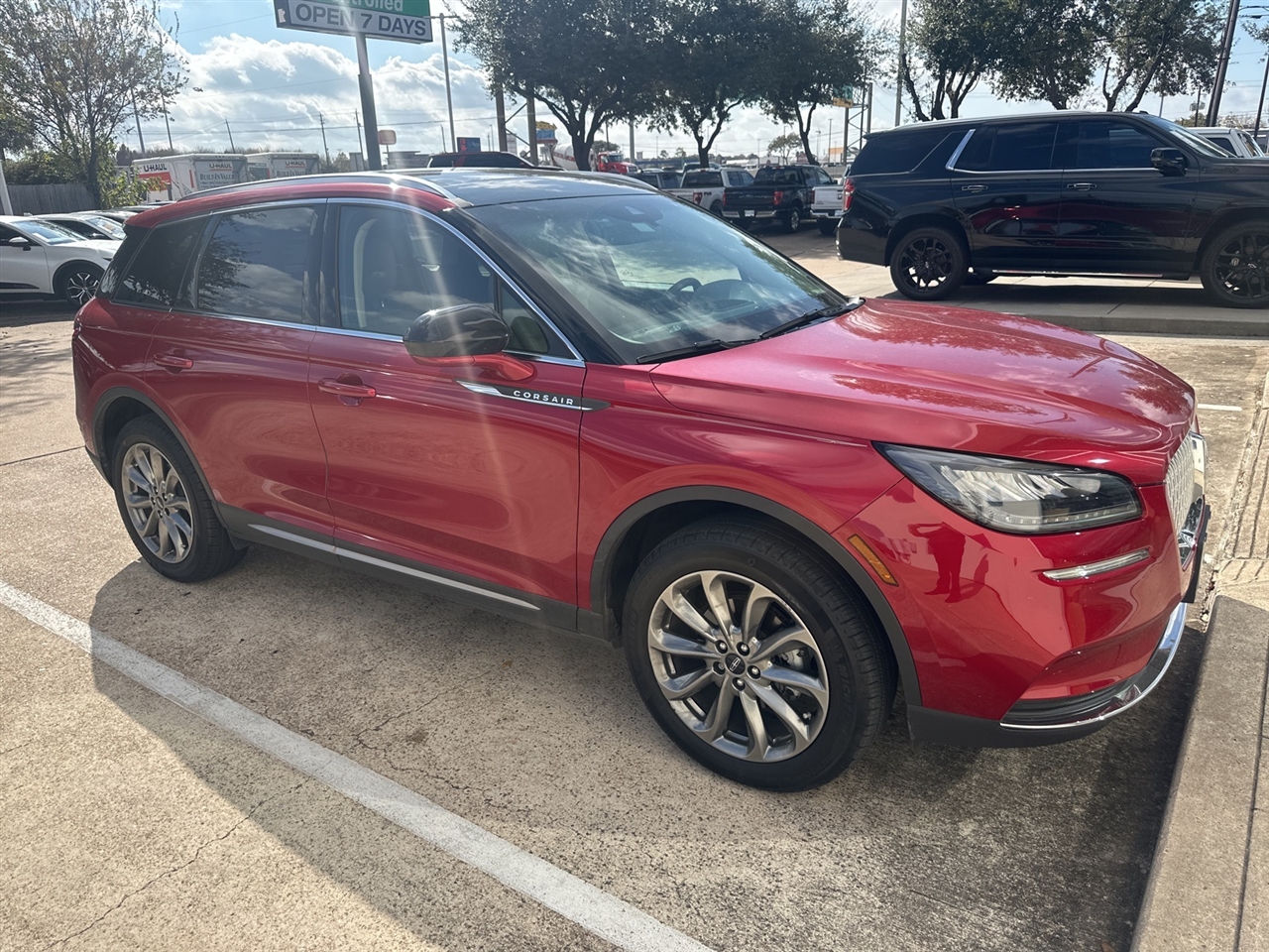 Lincoln Corsair Base 2022