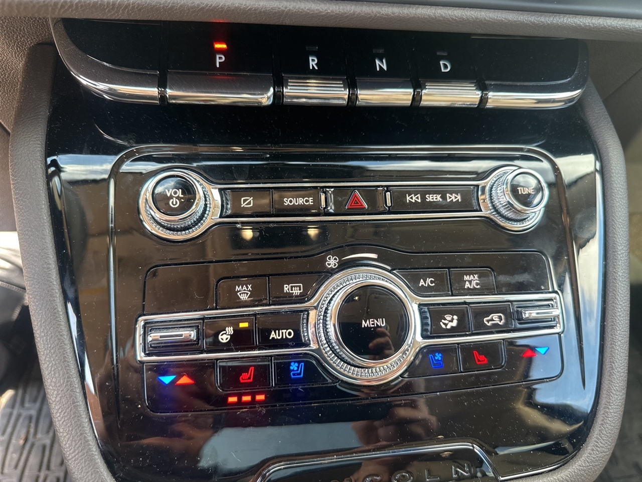 Lincoln Corsair Base 2022