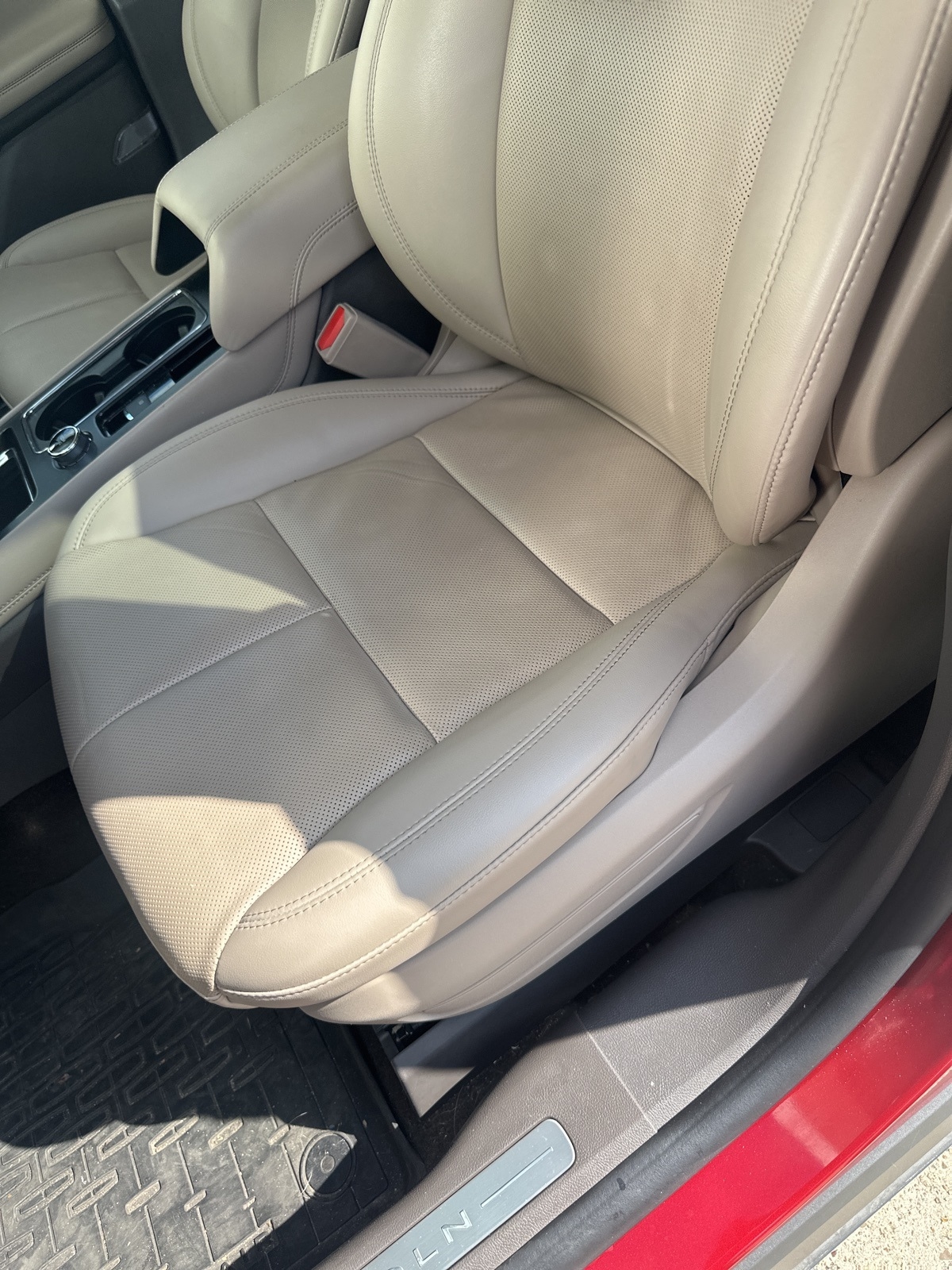 Lincoln Corsair Base 2022