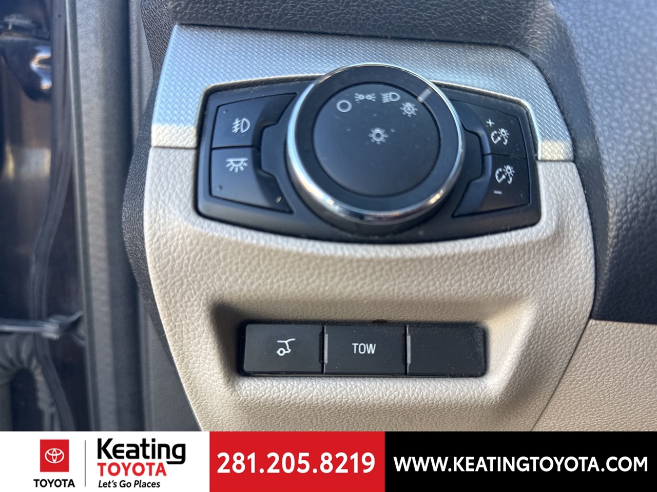 Ford Explorer XLT FWD 2014