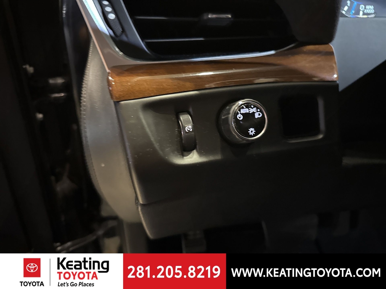 Cadillac Escalade Luxury 2WD 2020