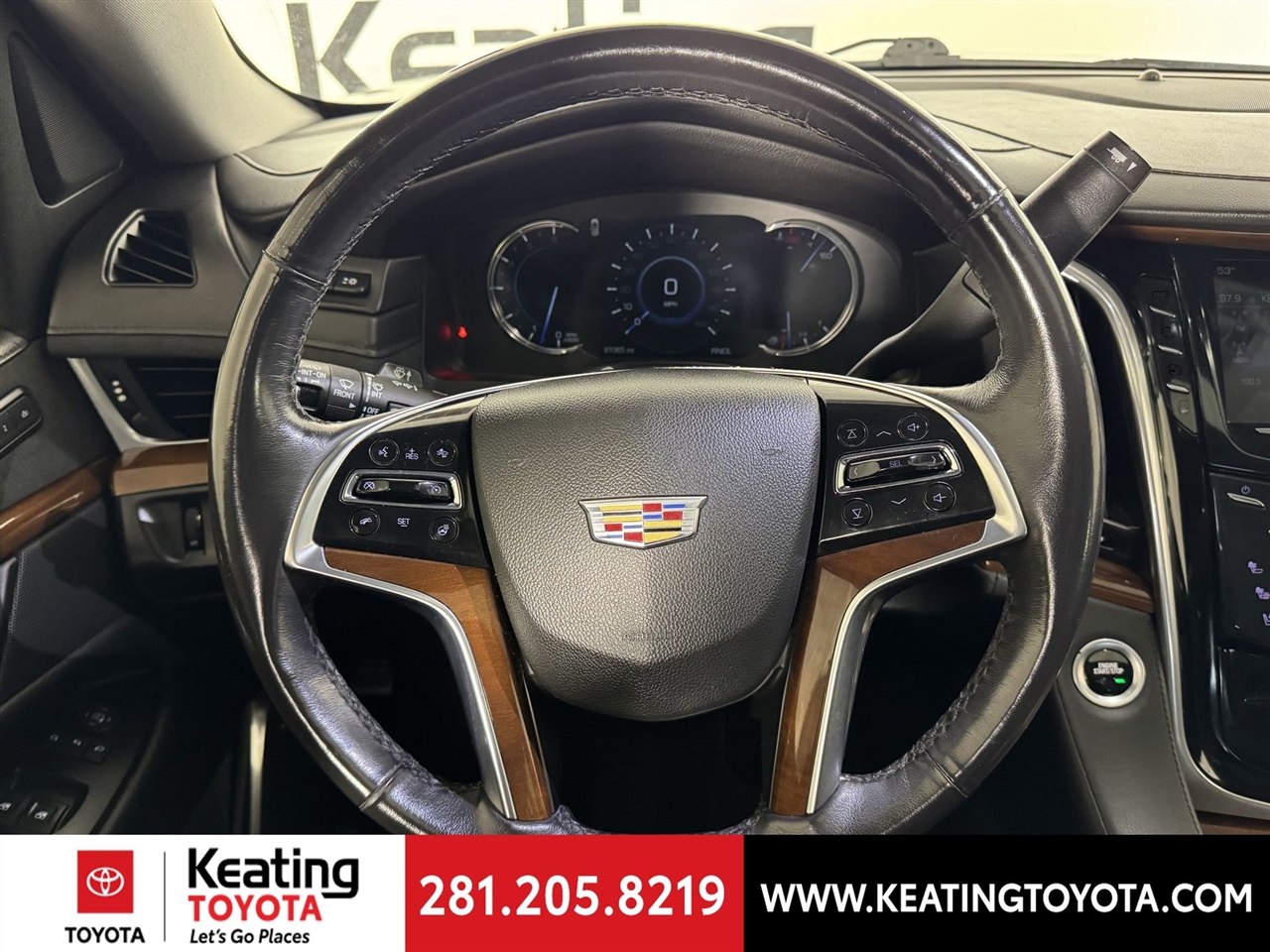 Cadillac Escalade Luxury 2WD 2020