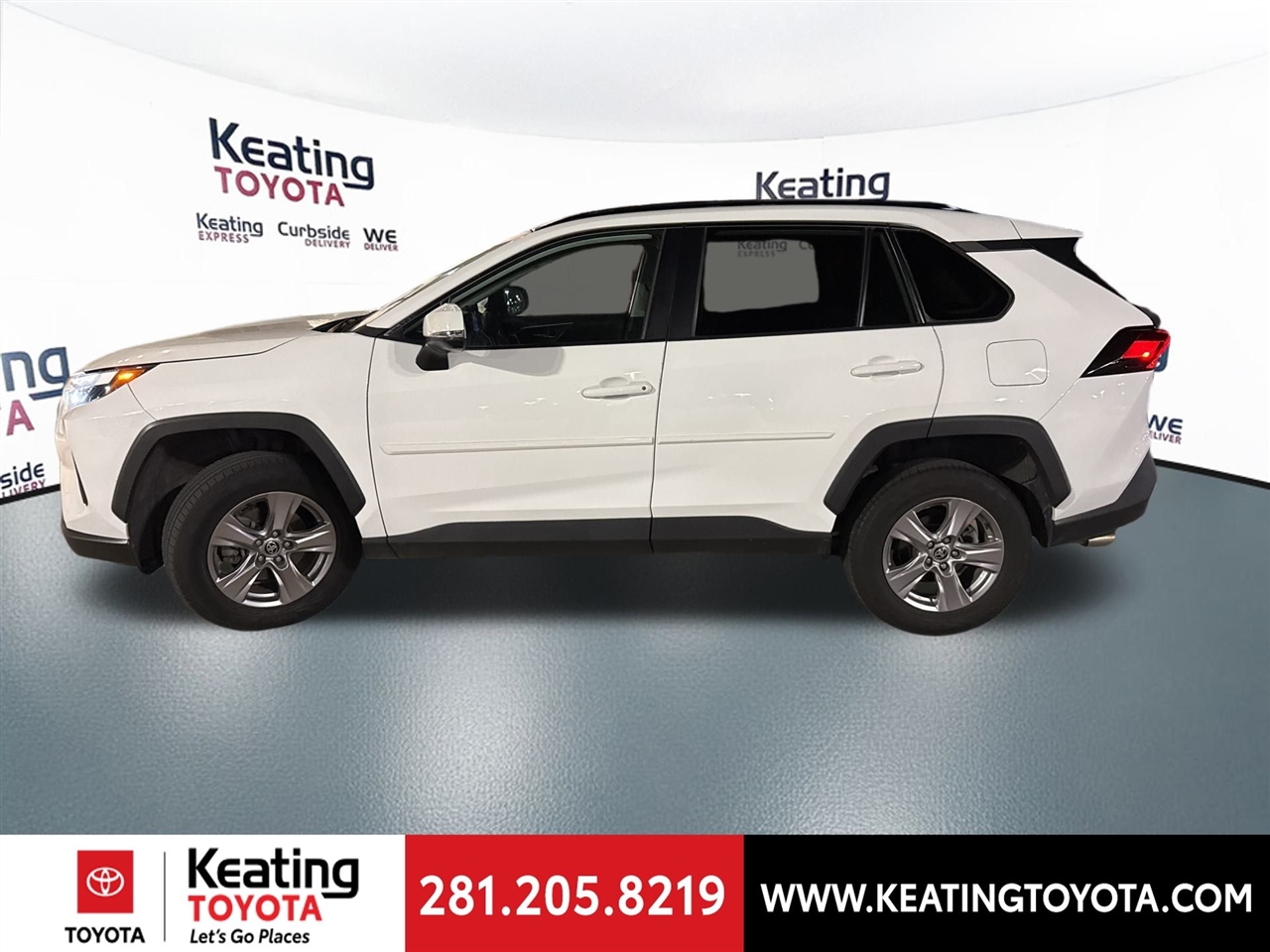 Toyota RAV4 XLE 2022