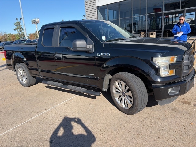 Ford F-150 XL SuperCab 8-ft. 2WD 2016