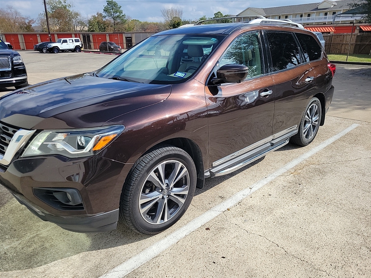 Nissan Pathfinder Platinum 4WD 2019