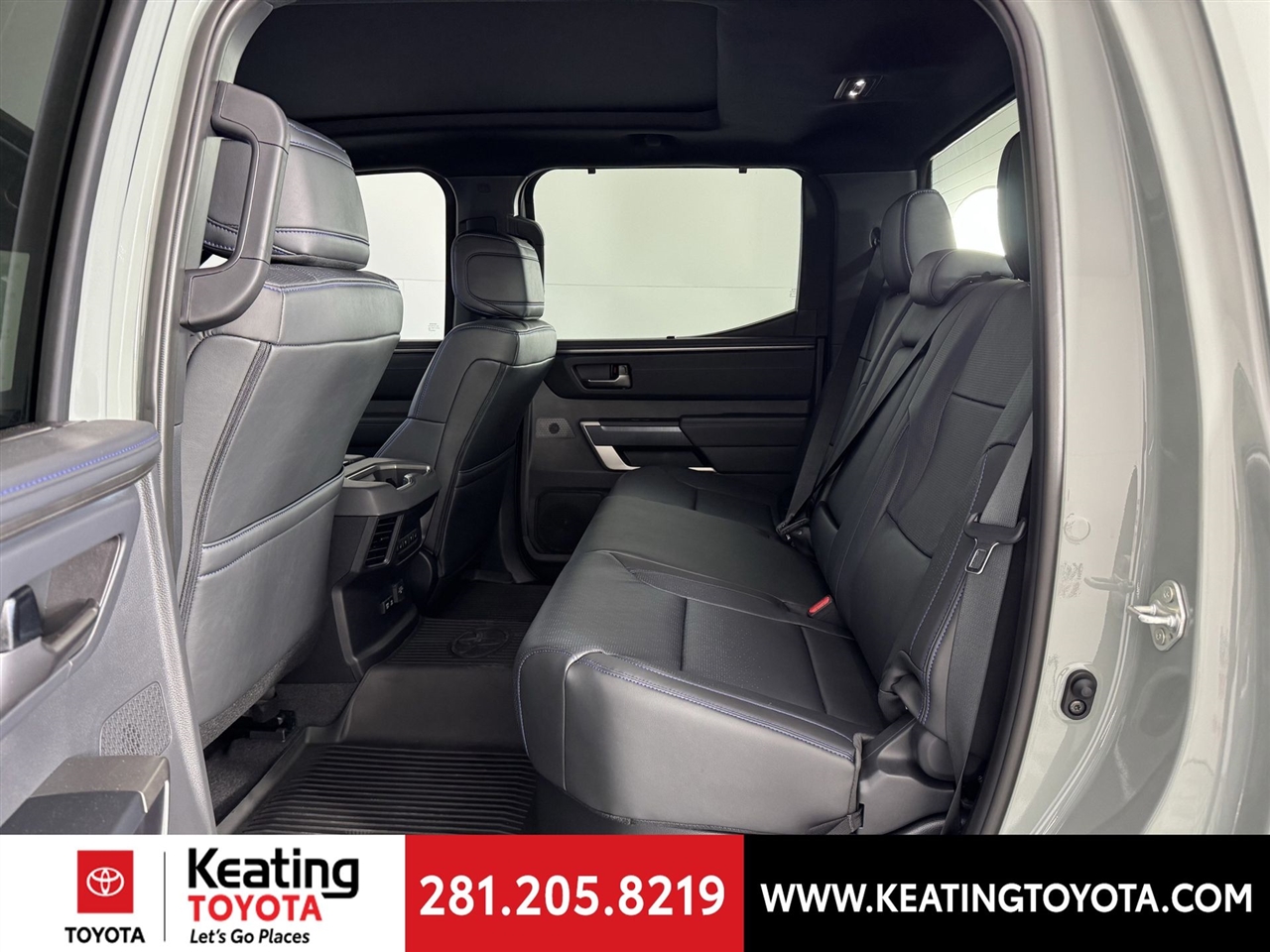 Toyota Tundra Platinum CrewMax 4WD Hybrid 2026