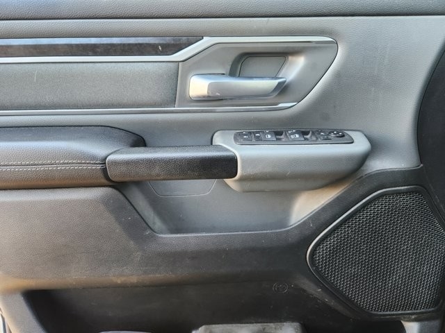 RAM 1500 Big Horn Crew Cab SWB 4WD 2021