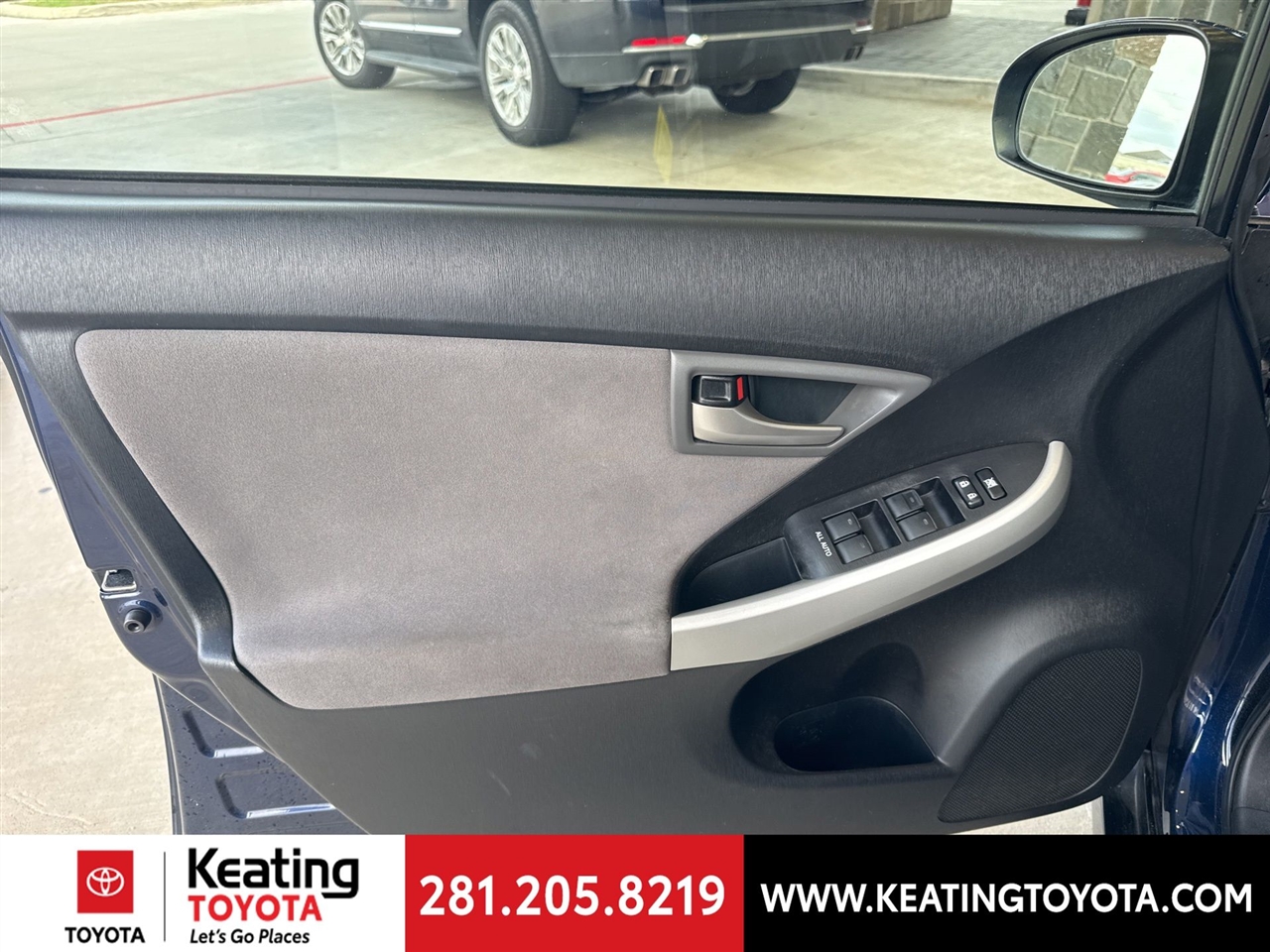 Toyota Prius Prius V 2013