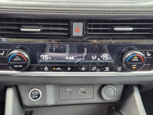 Nissan Rogue SV 2021