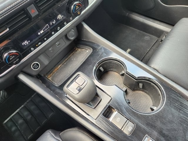 Nissan Rogue SV 2021