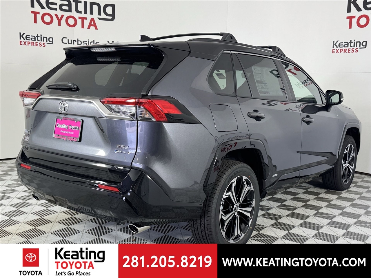 Toyota RAV4 Prime XSE 2025