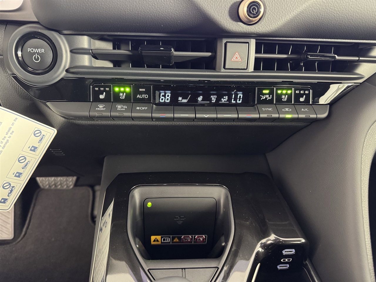 Toyota Crown XLE 2026