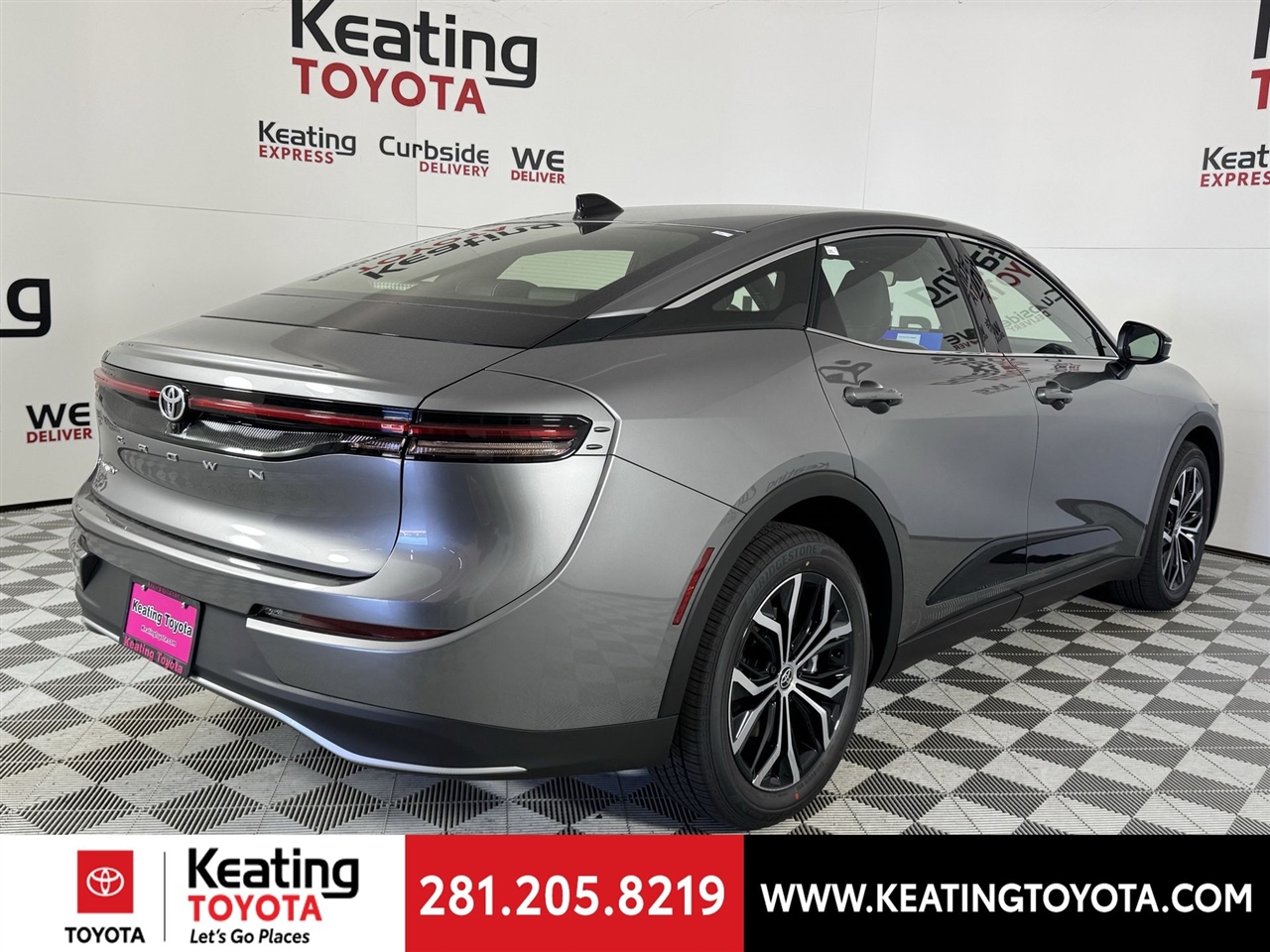 Toyota Crown XLE 2026