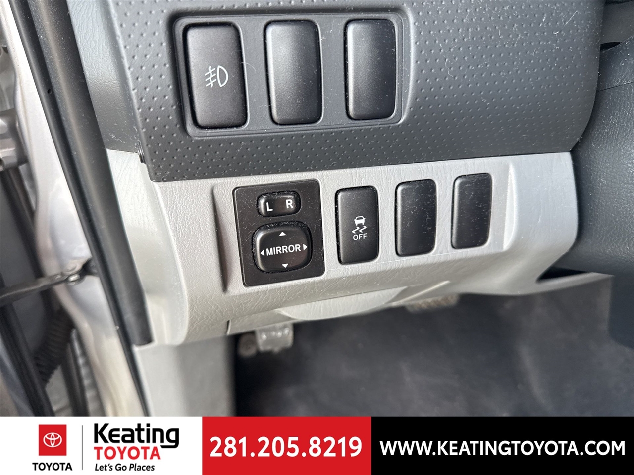 Toyota Tacoma PreRunner Double Cab V6 5AT 2WD 2014