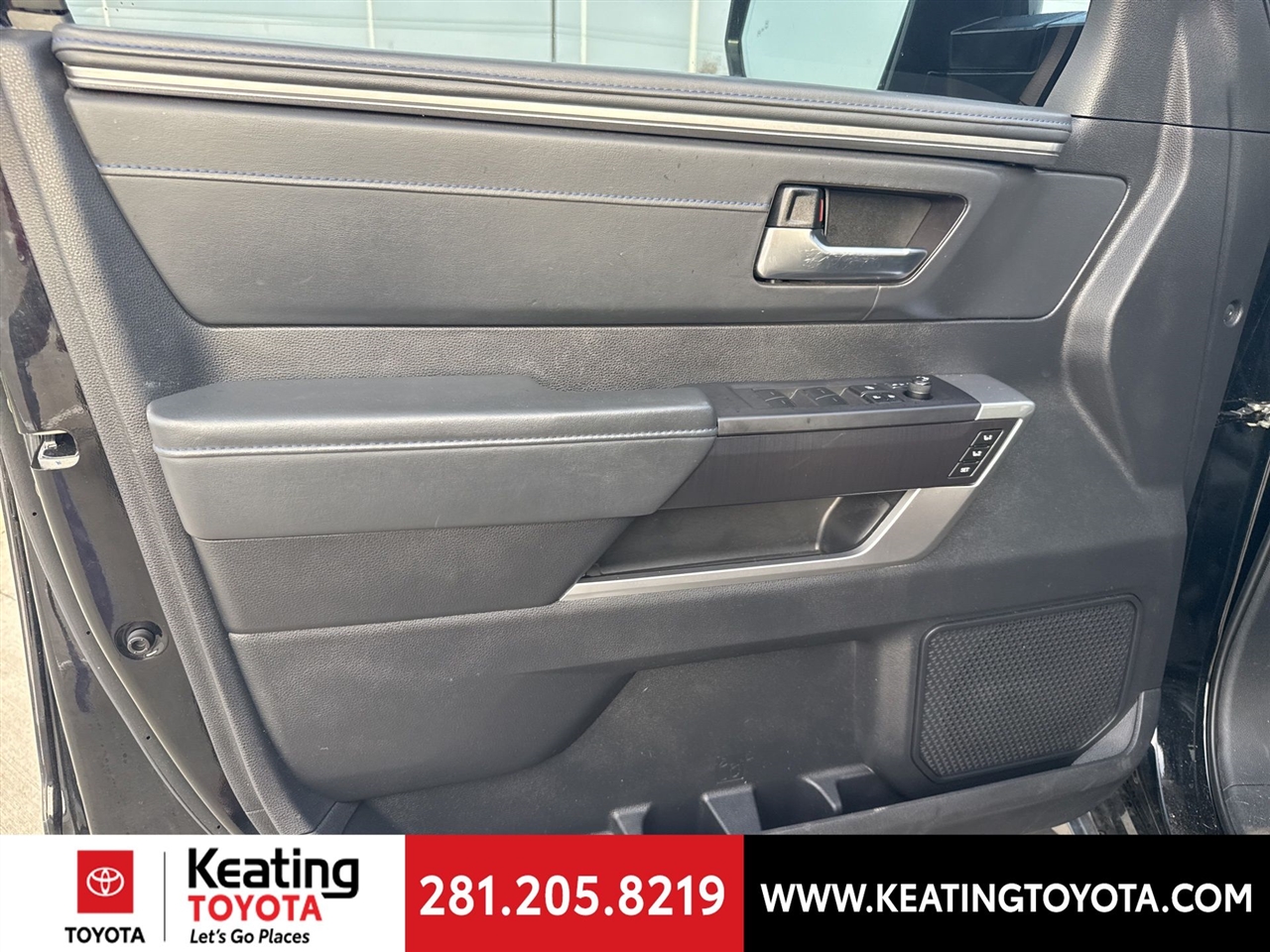 Toyota Tundra Platinum CrewMax 4WD Long Bed Hybrid 2023