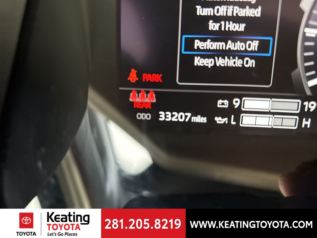 Toyota Tundra Platinum CrewMax 4WD Long Bed Hybrid 2023