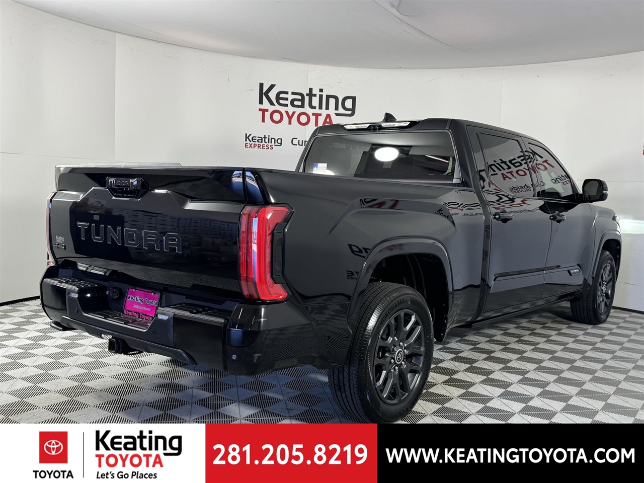 Toyota Tundra Platinum CrewMax 4WD Long Bed Hybrid 2023