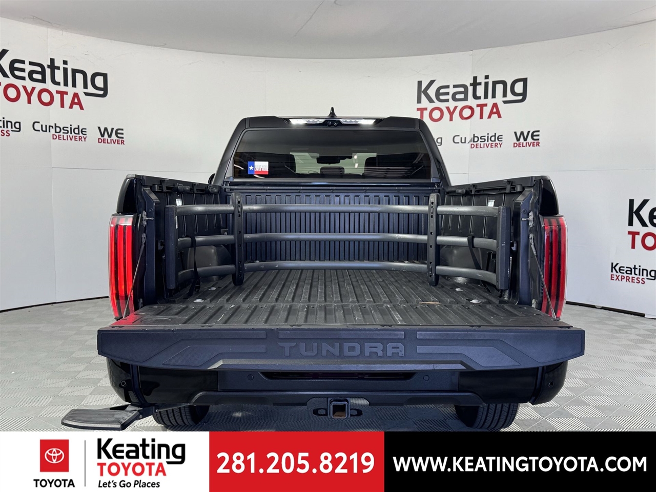 Toyota Tundra Platinum CrewMax 4WD Long Bed Hybrid 2023