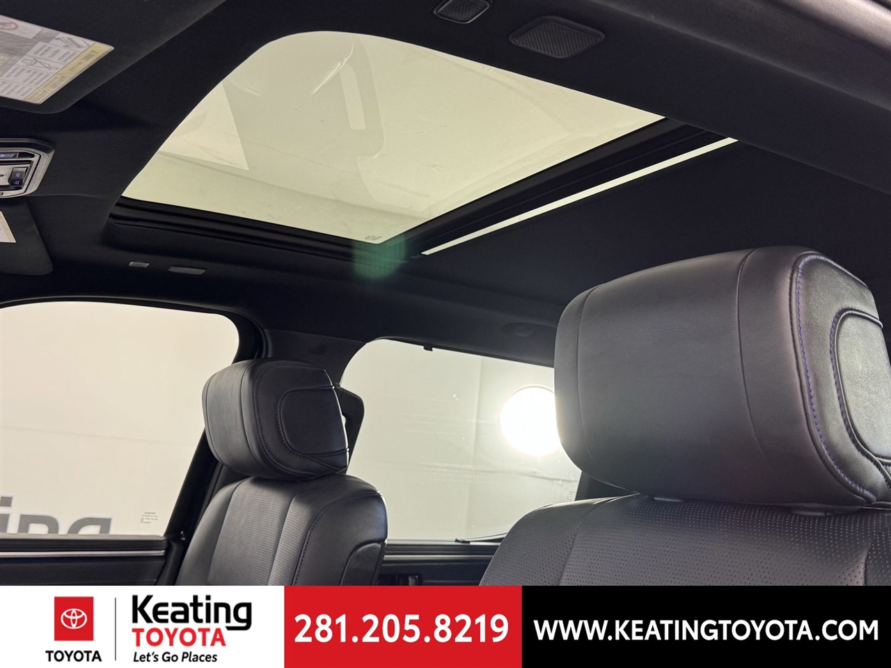 Toyota Tundra Platinum CrewMax 4WD Long Bed Hybrid 2023