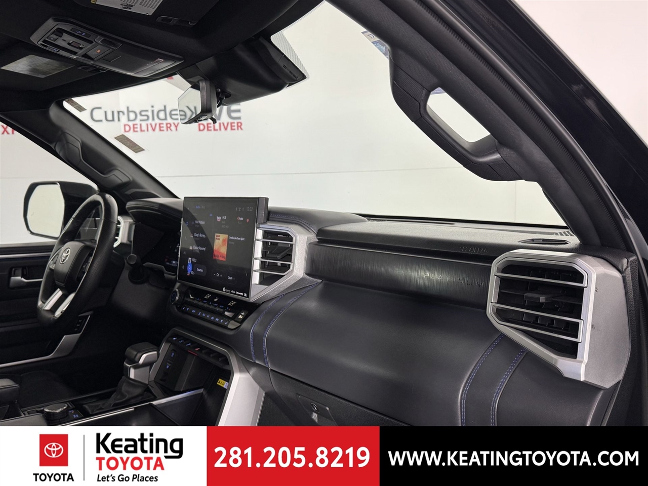 Toyota Tundra Platinum CrewMax 4WD Long Bed Hybrid 2023