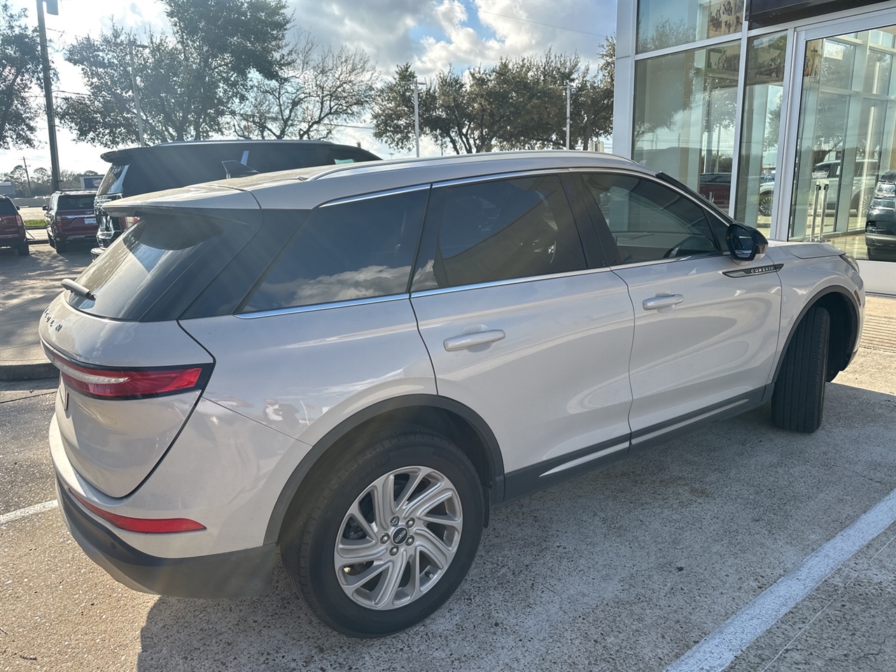 Lincoln Corsair Base 2022