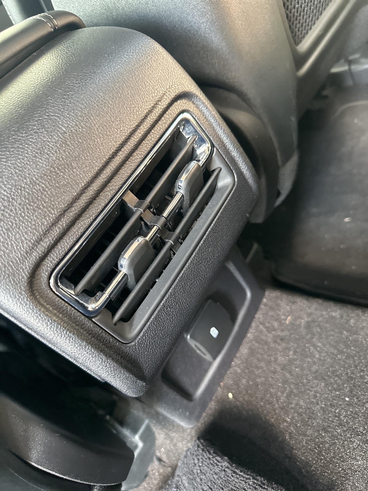 Lincoln Corsair Base 2022