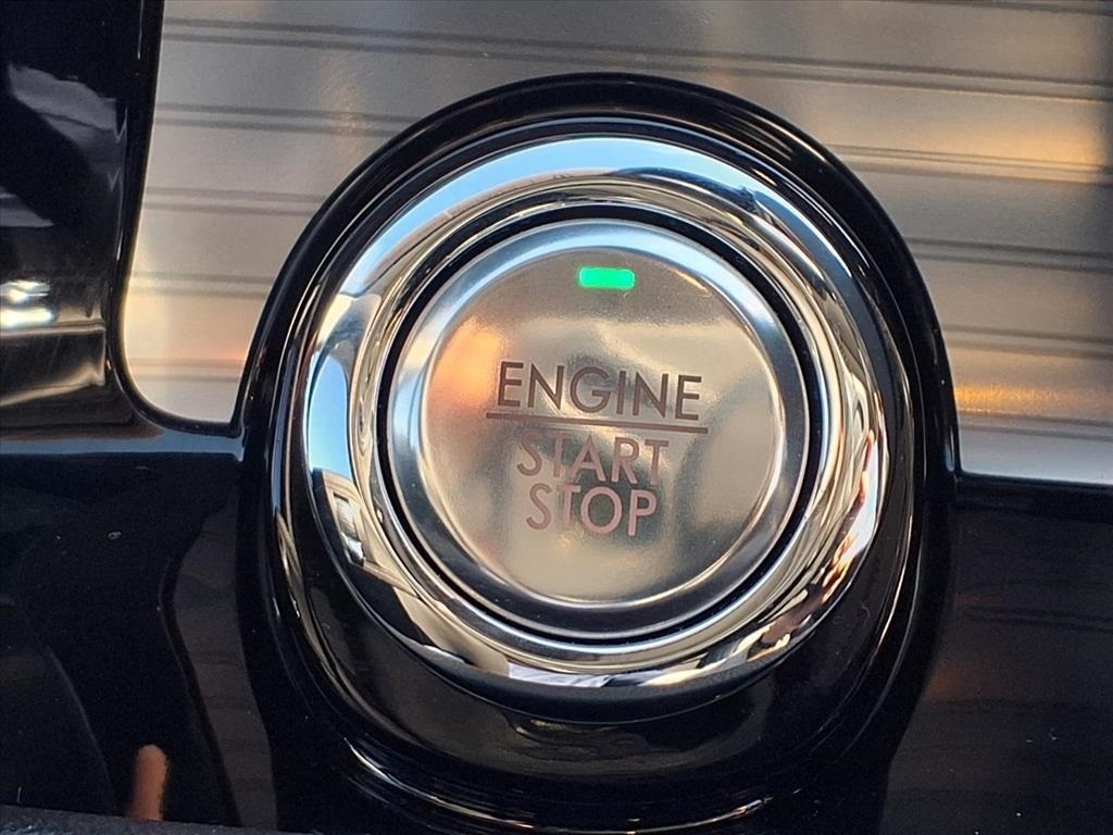 Lincoln Corsair Base 2022