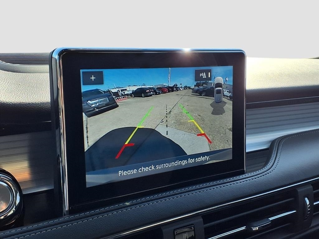 Lincoln Corsair Base 2022