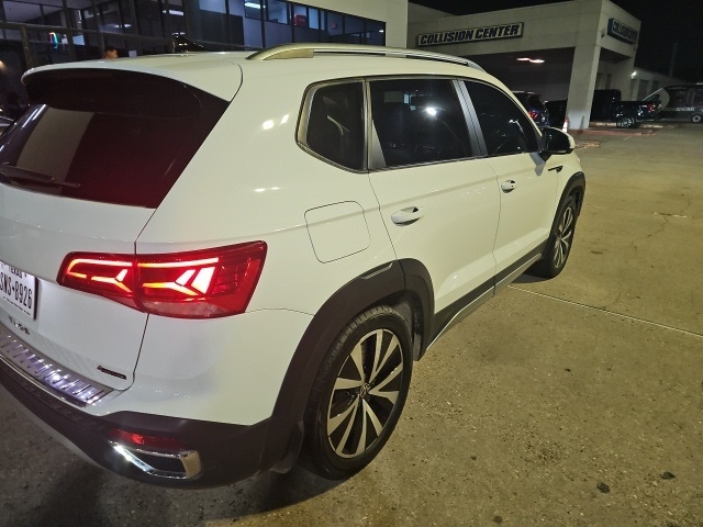 Volkswagen Taos SE 2022