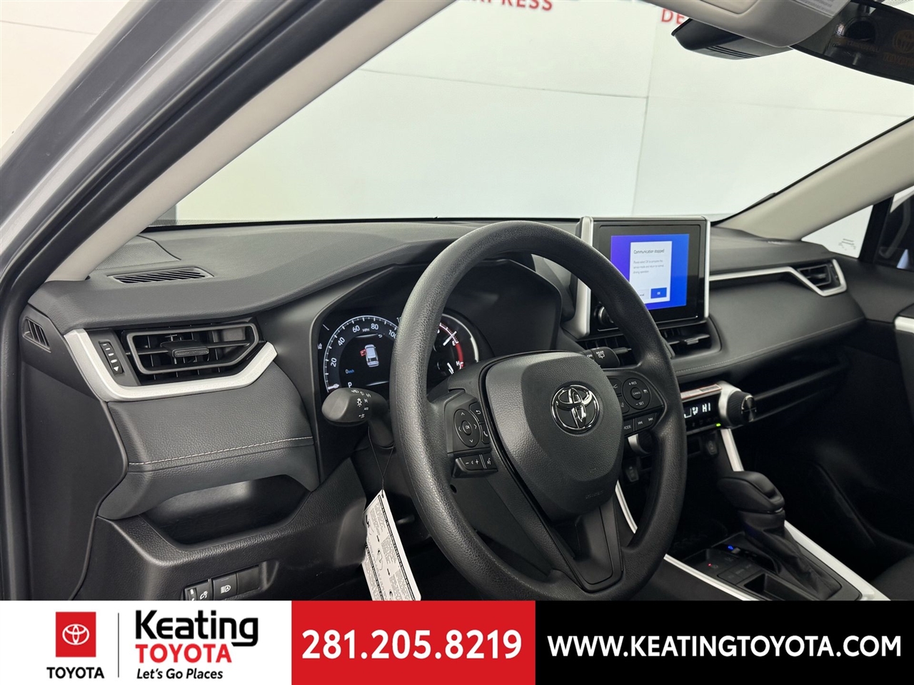 Toyota RAV4 XLE 2025